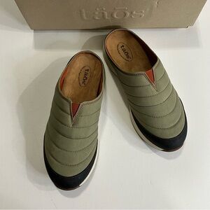 New Taos Right On Slip On Shoes